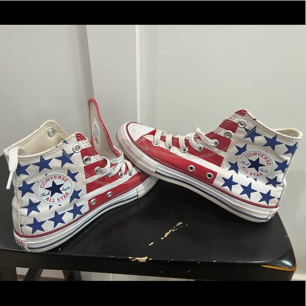 Converse Kids CTAS Hi  White Red Lace Up High Top Sneaker Shoes Size 2